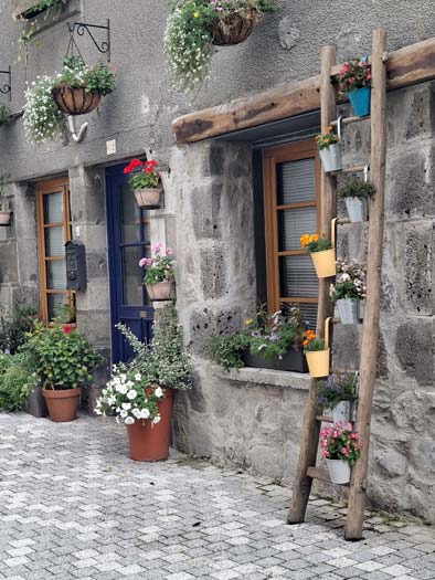 Mur de Barrez