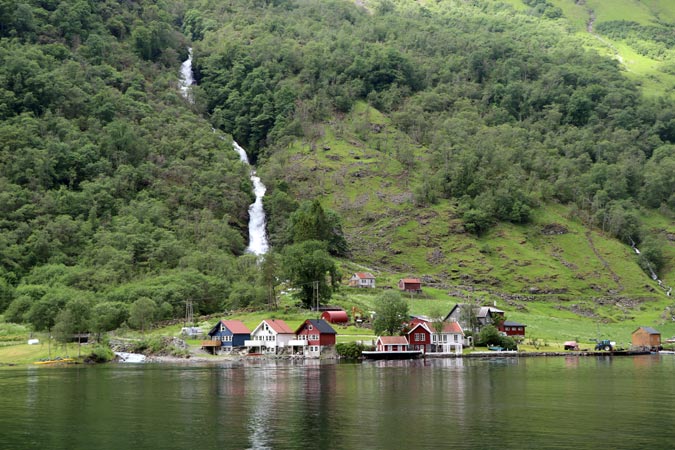 Le Naeroyfjord Le Naeroyfjord