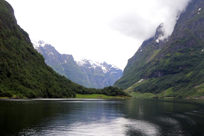 Le Naeroyfjord Le Naeroyfjord