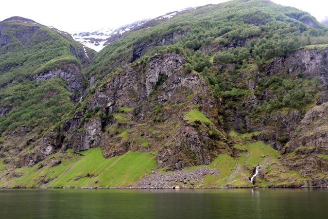 Le Naeroyfjord